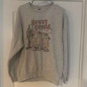 Grey 'Howdy Ghouls' Graphic Crewneck Sweatshirt